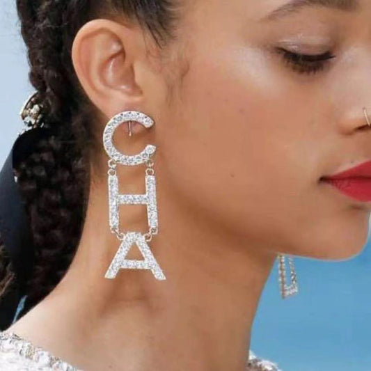 New women's temperament alloy Rhinestone Cha letter long Earrings Fashion Star same style earrings fashion simple Earrings